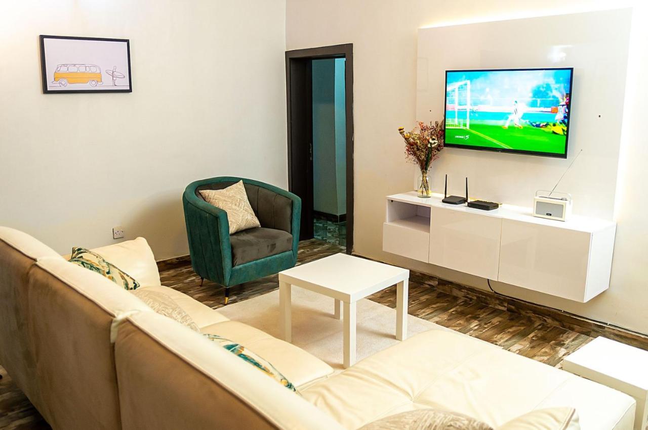 Palm Heights Apartments - Omole Phase 1, อีเคจา ภายนอก รูปภาพ